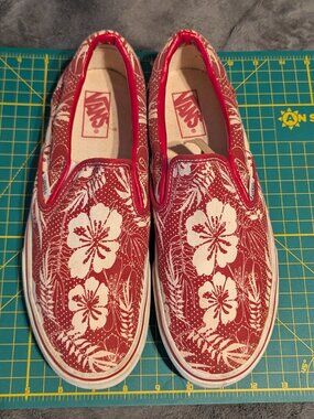 Vintage and Rare Vans Slip Ons 8.5